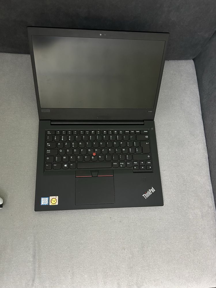Ноутбук Lenovo ThinkPad E490 (потрібен ремонт)