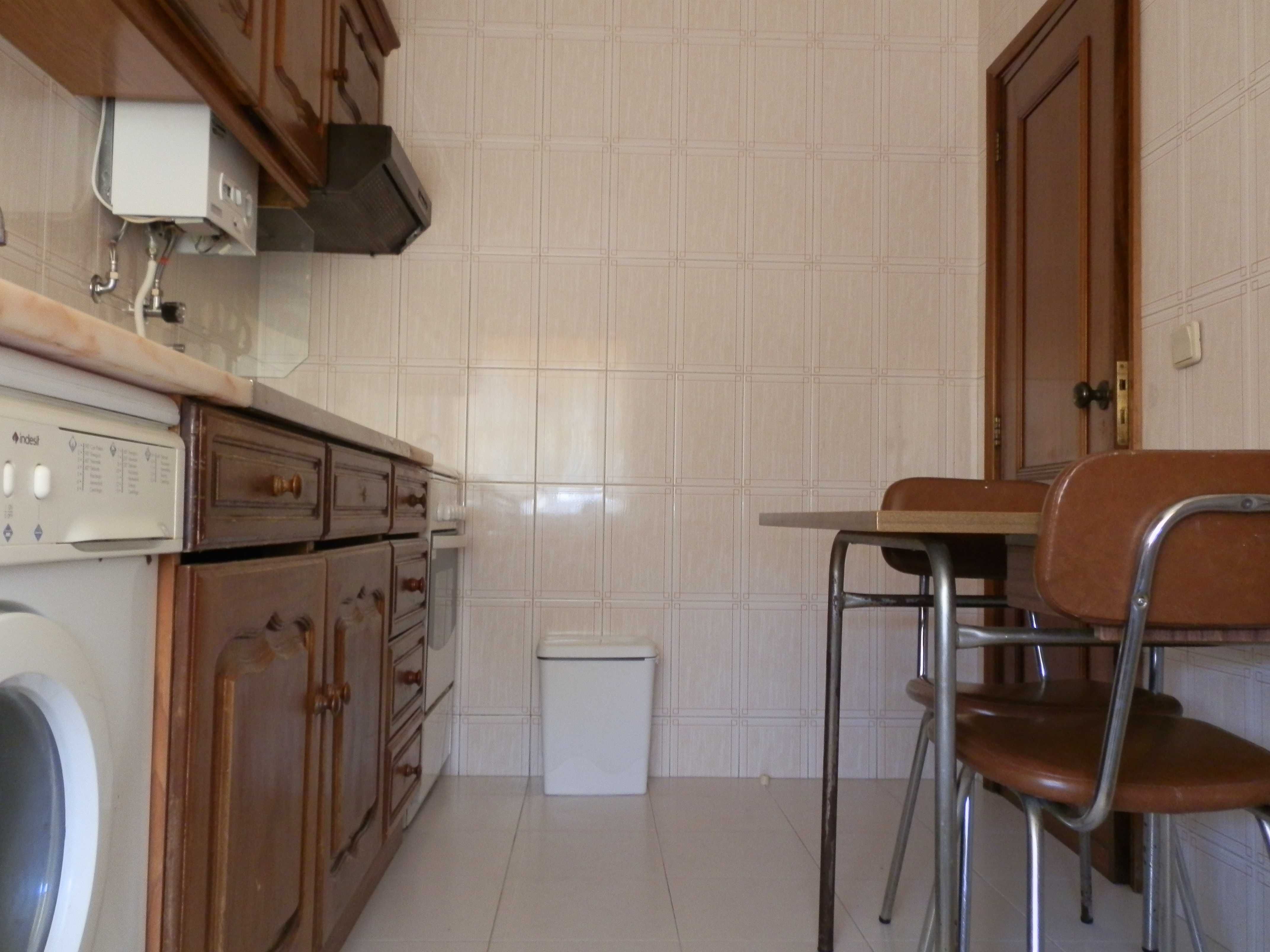 Arrenda-se Quarto Estudante Aveiro