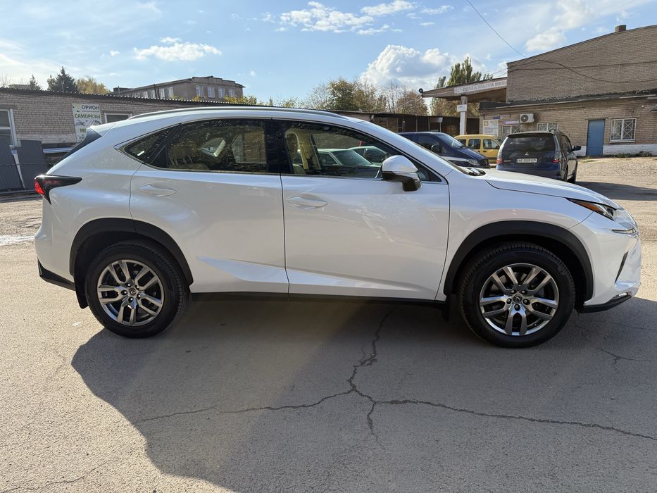 Lexus NX-200 2019р.