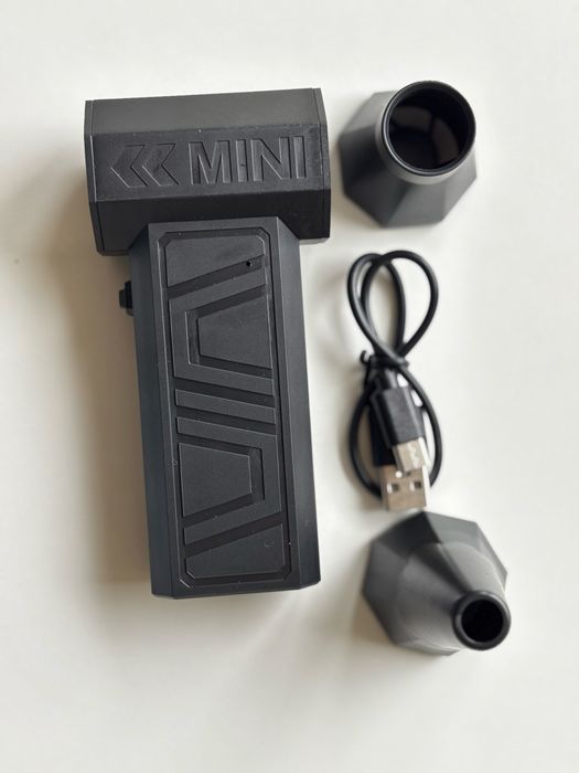 Elektryczny mini dmuchawko-odkurzacz