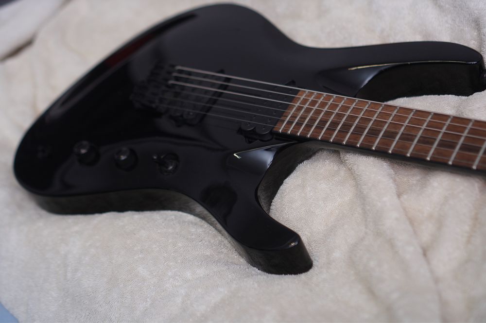 Jackson Signature Chris Broderick Soloist HT6 BK