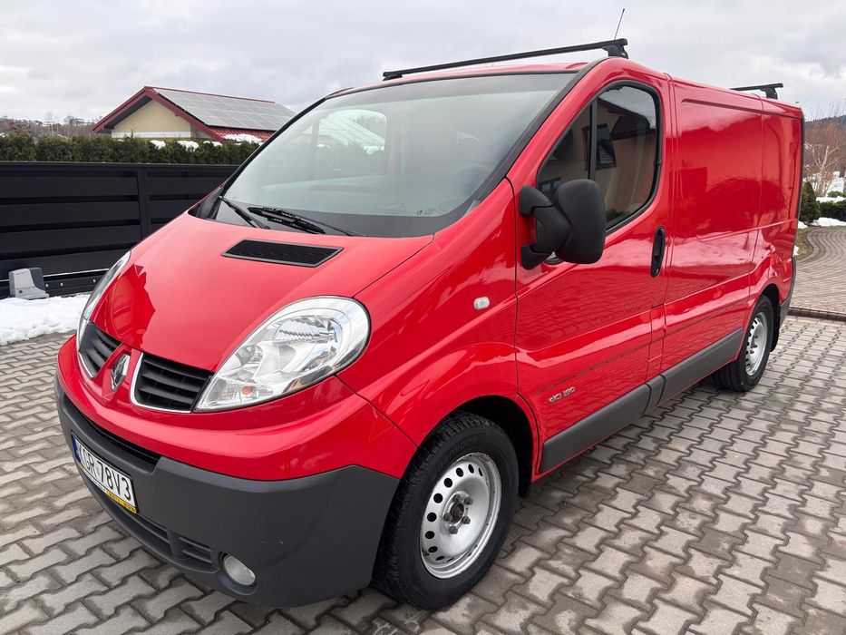Renault traffic  Renault Trafic 2.5 dCi 145 KM | 2008r