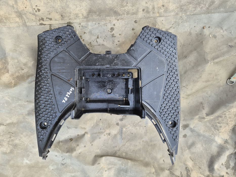 Podłoga Kymco Super-8 R H1057