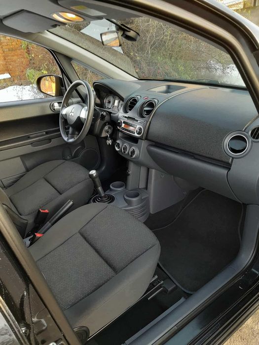 Mitsubishi Colt 2010r LIFT Klima WEBASTO Grzane fot 124000km z Niemiec