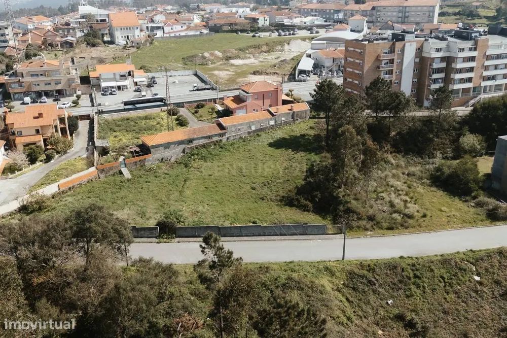 Terreno p/ construção 1.200m2 - Mozelos