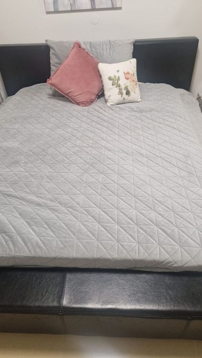 Cama de casal 1.97 x 2.32