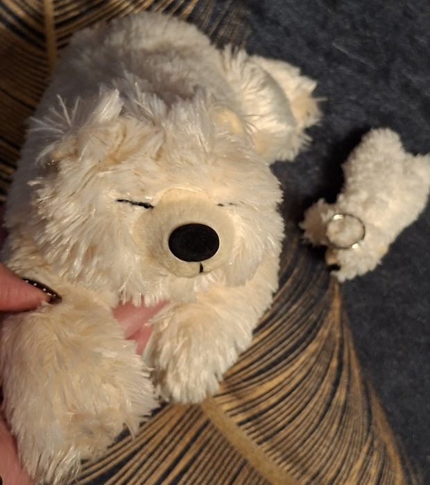 Zestaw maskotka i brelok śpiący miś polarny Actimel dla kolekcjonerów