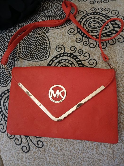 Carteira MK tiracolo