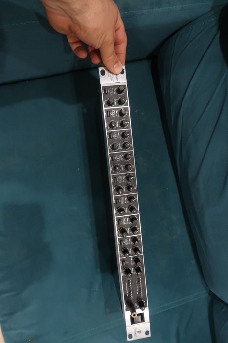 Behringer Eurorack PRO RX 1602 mikser