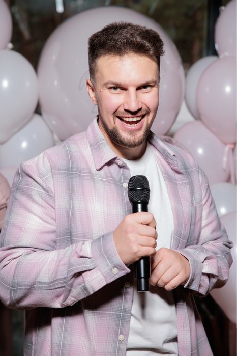 Ведучий на корпоратив, ведучий новий рік, новорічний корпоратив Київ