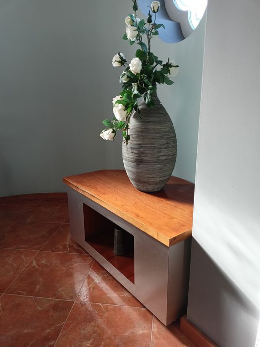 Móvel de apoio lareira