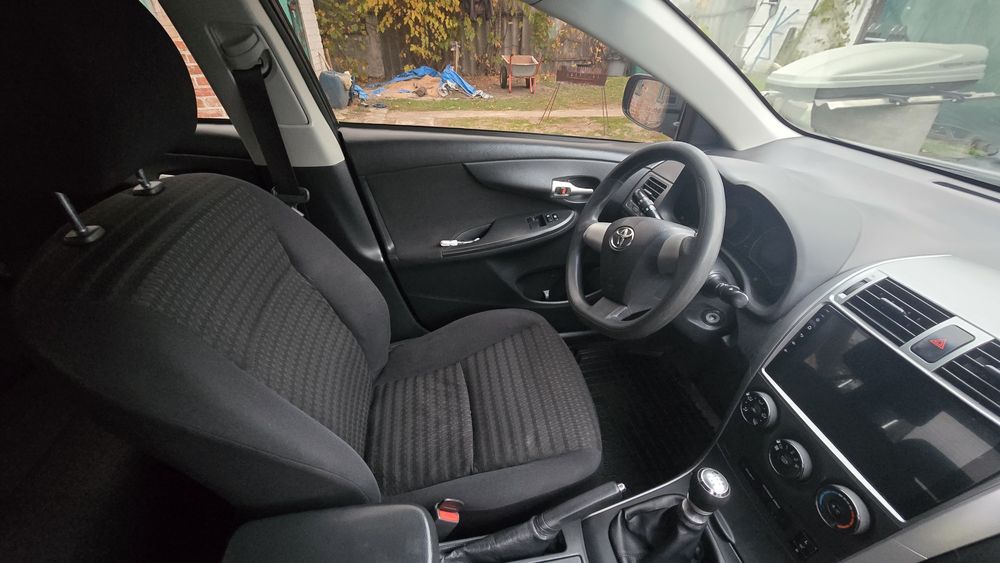 Продаю Toyota Corolla 2011г