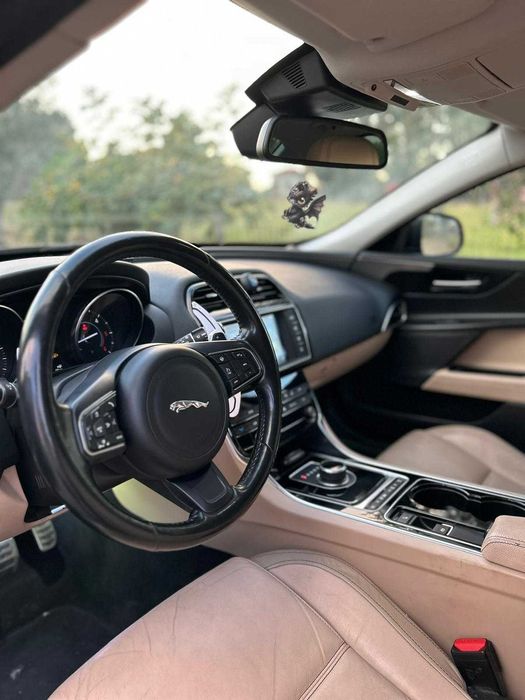 Jaguar XE 2.0 163 Cv 2017