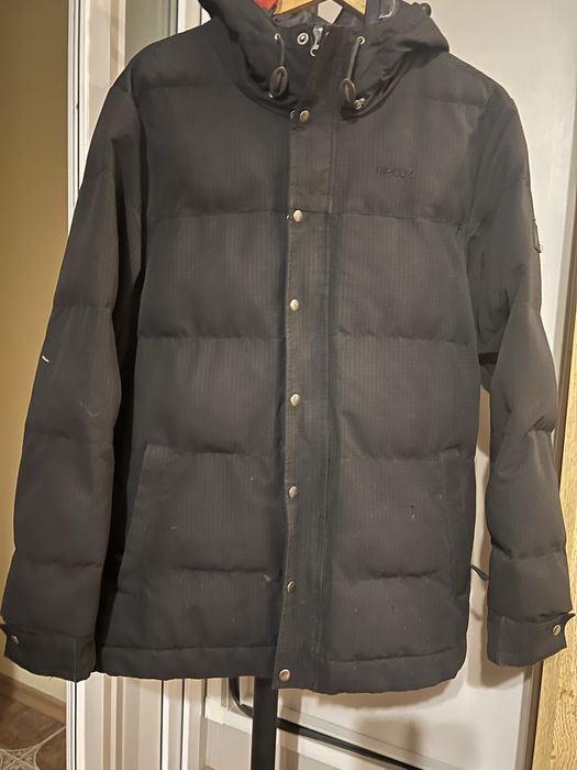 Куртка зимова  стильного бренду RIPCURL  тепла , вітронепродувна