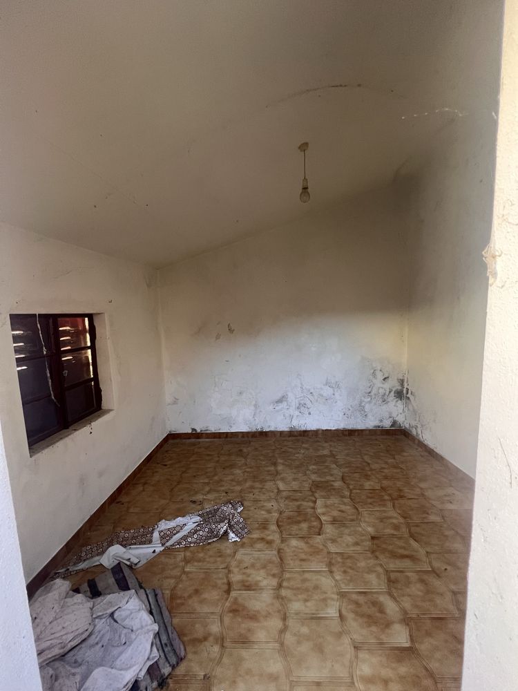 Casa de Aldeia para Reconstruida