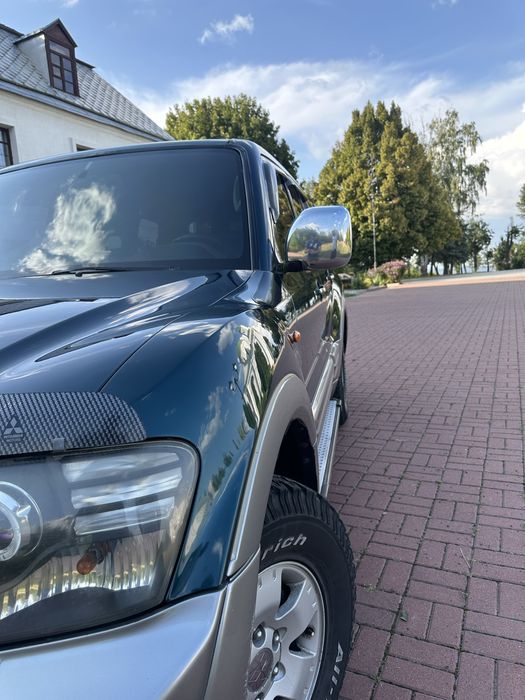 Mitsubishi Pajero Wagon