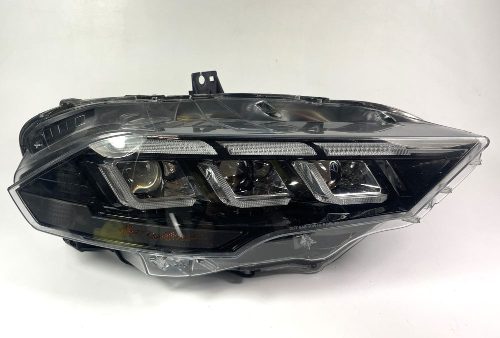 Ford Mustang 2018-23 reflektor lampa prawa przednia AUTO ADDICT