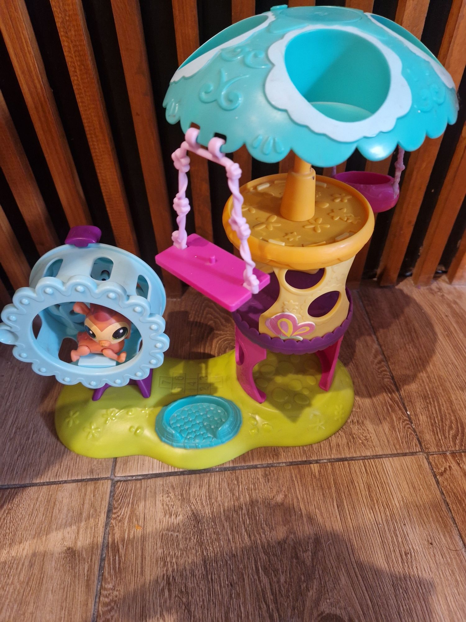 Littlest Pet Shop Magiczny Plac Zabaw