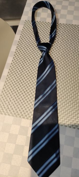 Garnitur męski ze spodniami