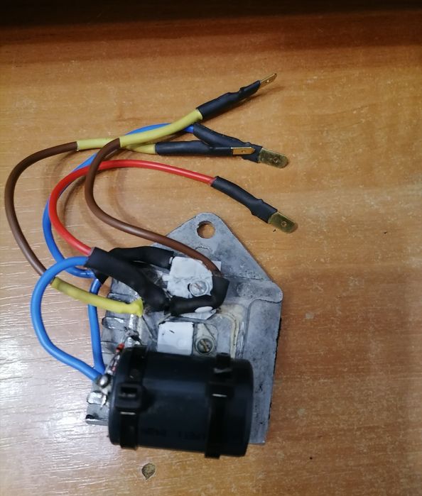 Реле регулятор на скутер