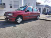 Renault Clio Fidji