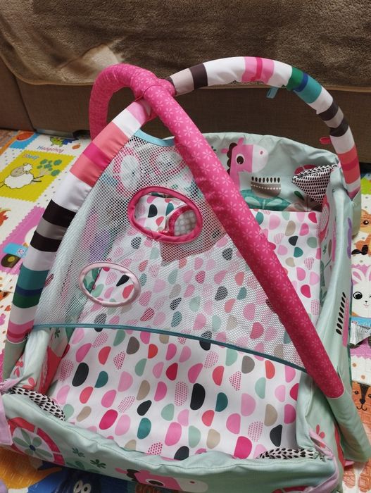 Дитячий килимок -манеж