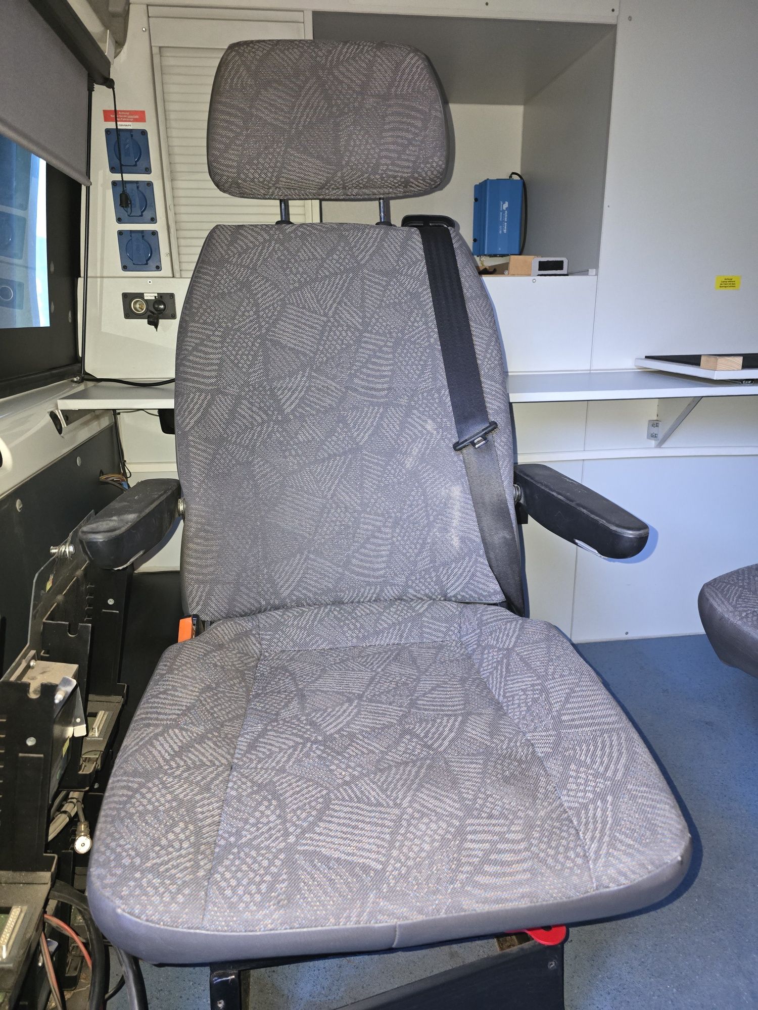 Fotel obrotowy kapitański Ford Transit kamper camper fotele