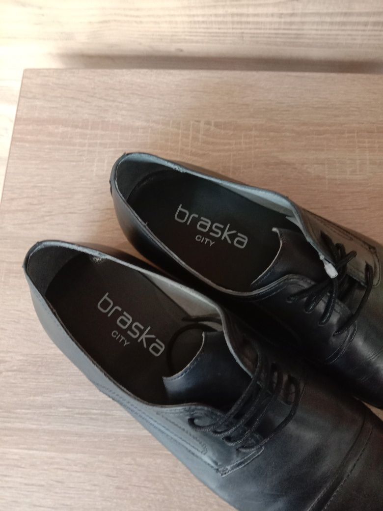 Оригінальні чоловічі туфлі Braska