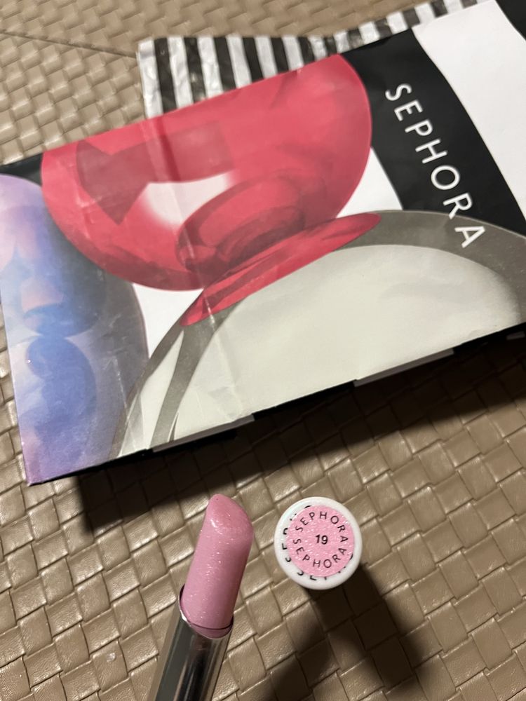 Pomadka brokatowa Sephora About tah shine. 19 różowa z refleksami