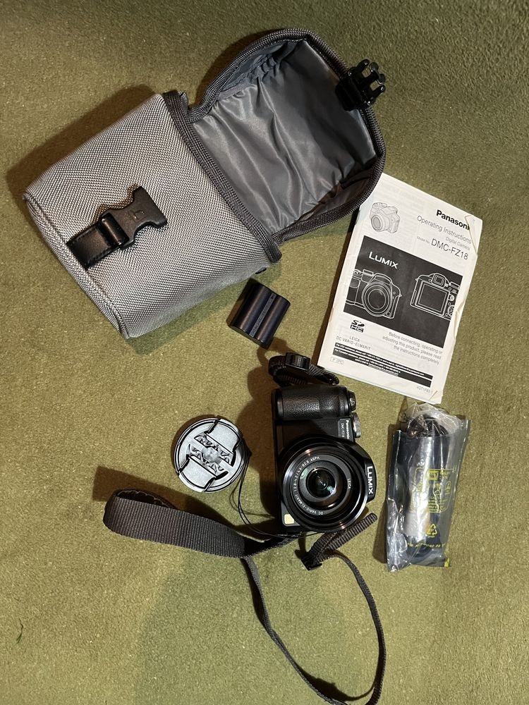 Фотоапарат цифровий Panasonic Lumix DMC-FZ18