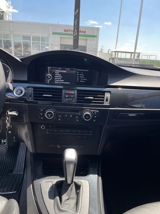 Бмв 320d на гарній камплектації