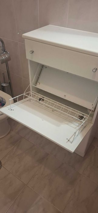 Sapateira Casa de Banho