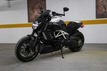Ducati Diavel 1200 S AMG