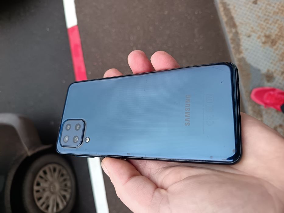 Samsung M32 6/128 gb