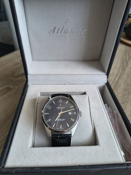 Zegarek Atlantic Worldmaster Art Deco Mechanical Czarna piękna tarcza