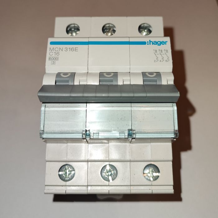 Wyłącznik nadprądowy trójfazowy, MCN316E, C16