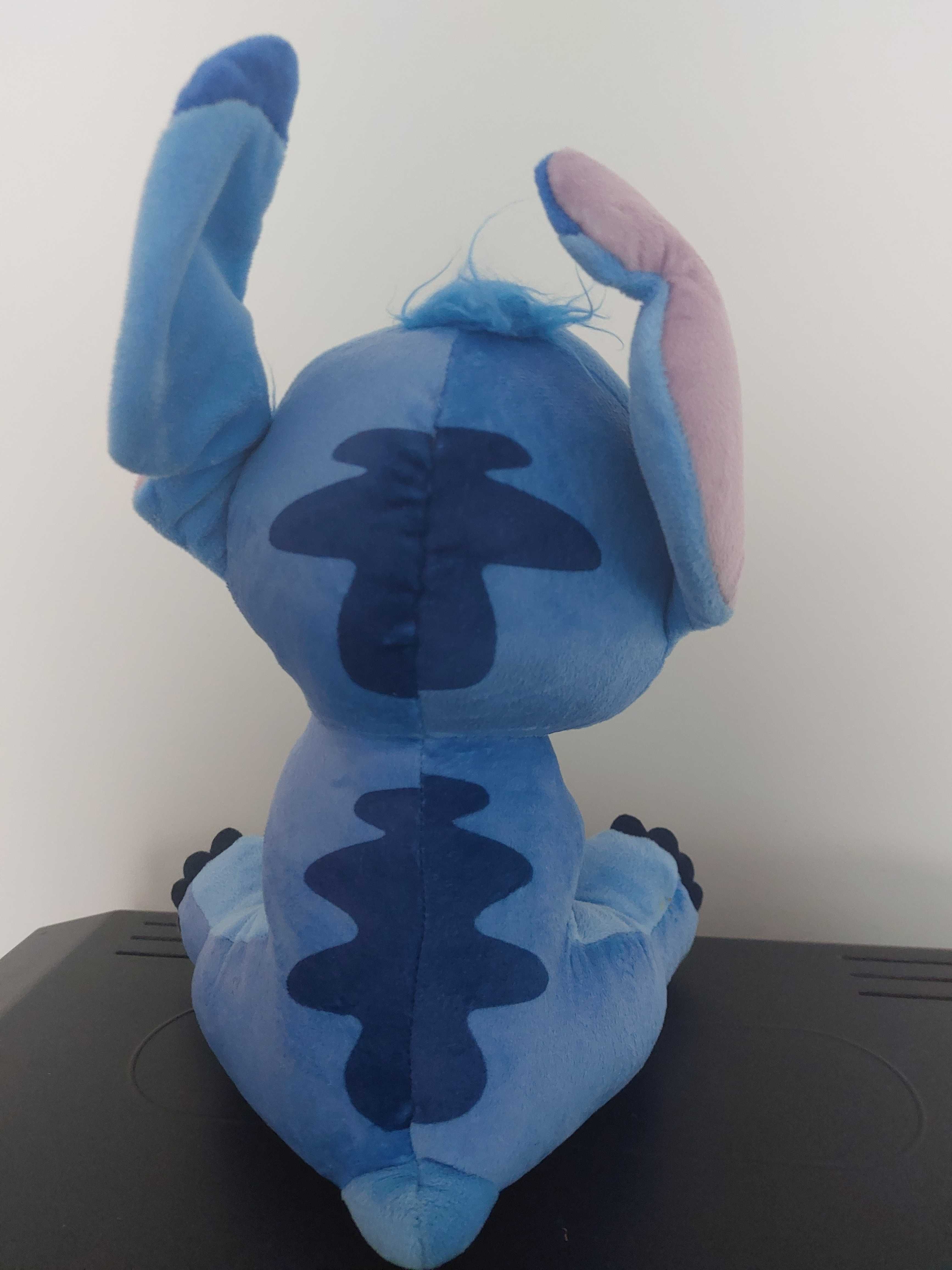 Peluche Stitch Disney com Som de 30cm