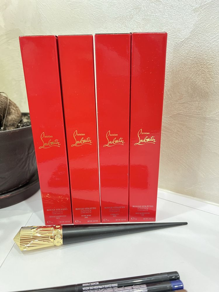 Помада Dior, Eav Saint Laurent, Christian Louboutin, Estee Lauder