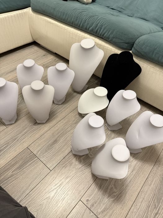 Подставка под колье торговое оборудование