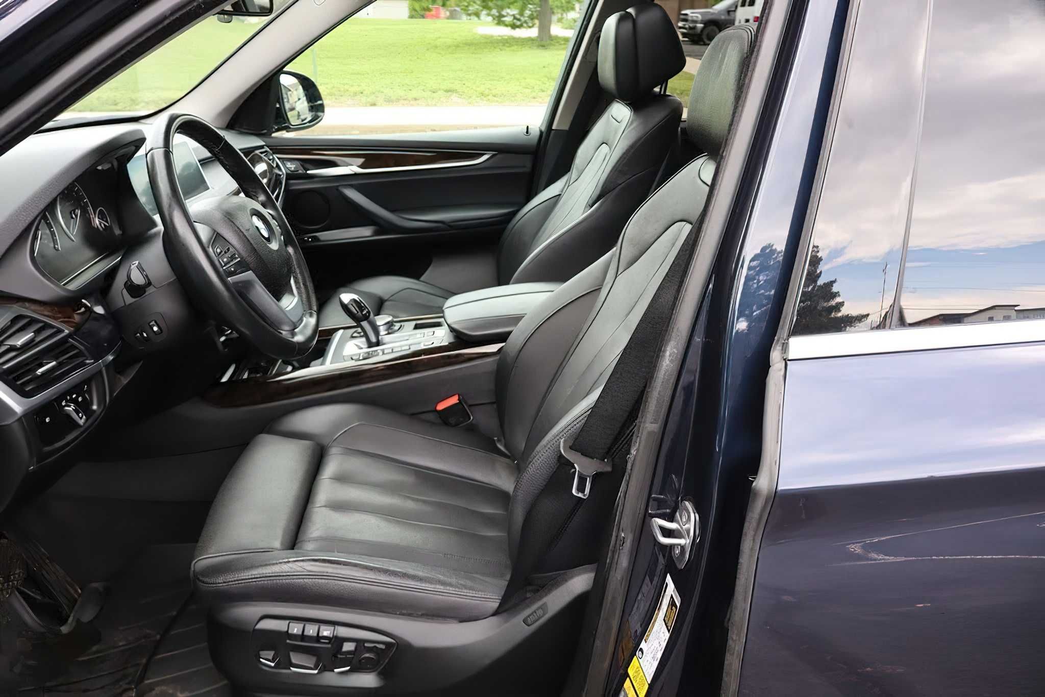 BMW X5      2016