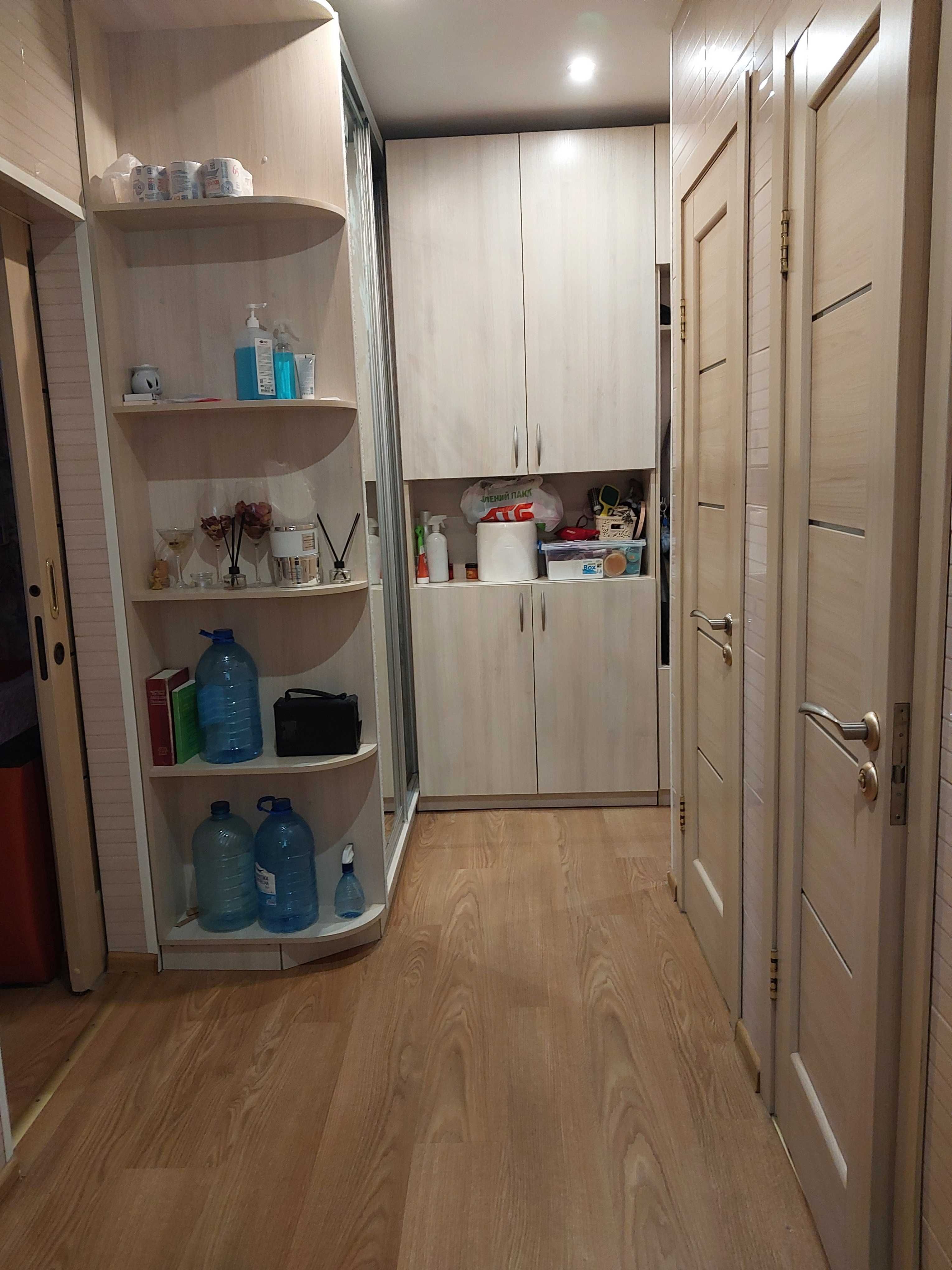 Продам 2-кімнатну квартиру в Полтаві
