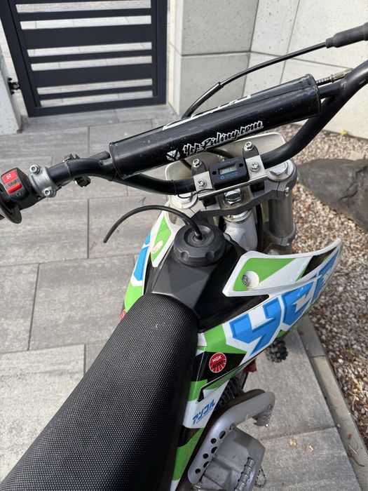 Pitbike Dritbike mrf enduro 4t pit bike cross YCF 150 pilot.