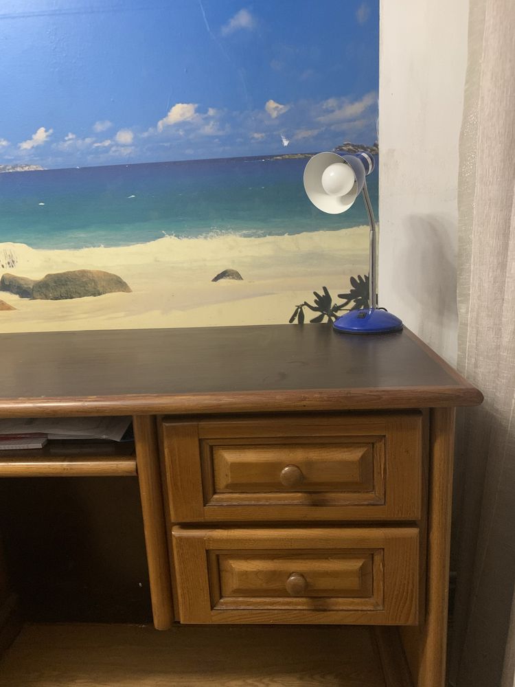 Secretária vintage com 3 gavetas