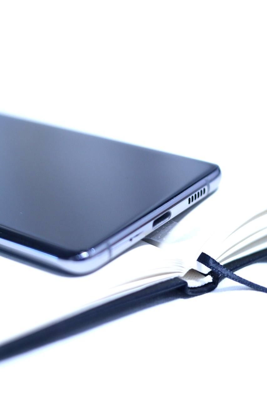 Телефон смартфон Samsung Galaxy s20+