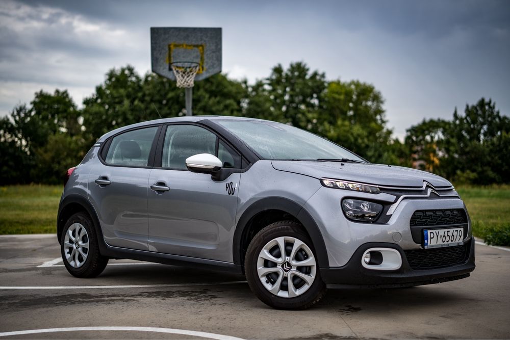 wynajem wypożyczenie samochodu wypożyczalnia samochodów busa auta aut