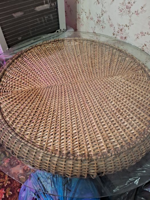 Стекло круглое .