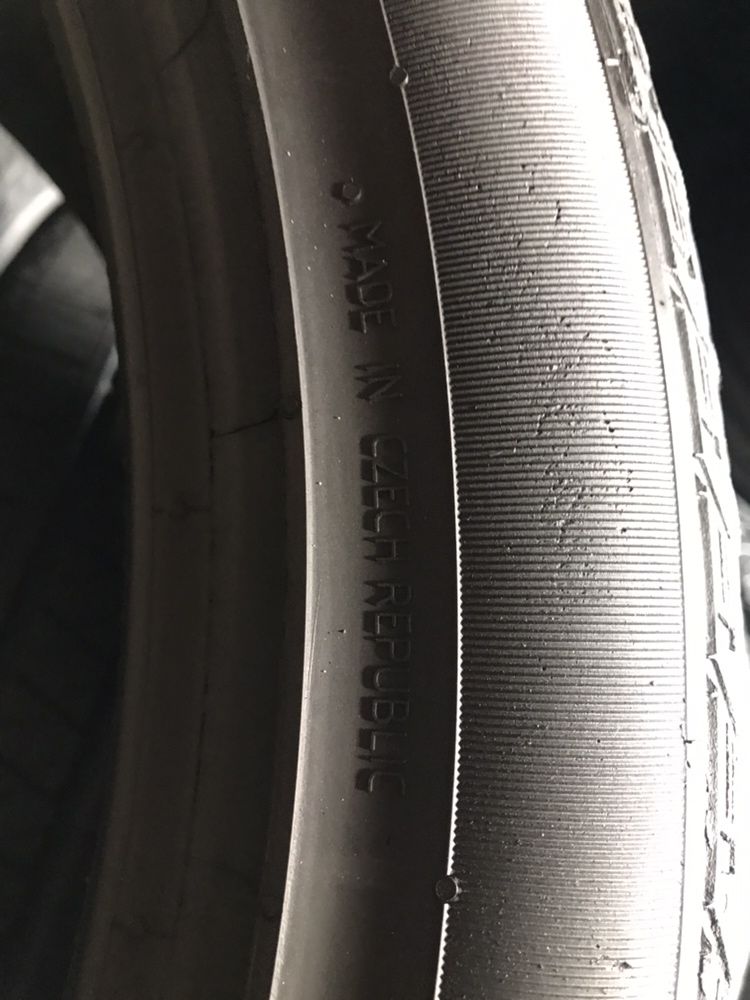 275/40/22 R22 Continental Cross Contact LX 4шт