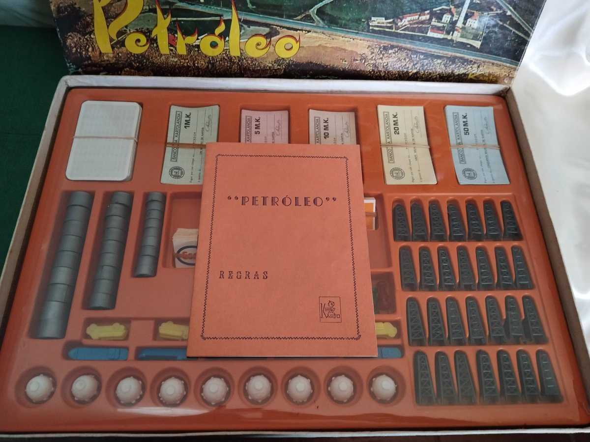 Jogo de Tabuleiro "Petróleo" • Anos 80 • Karto