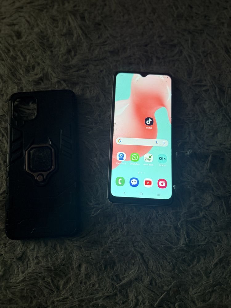 Samsung galaxy a12