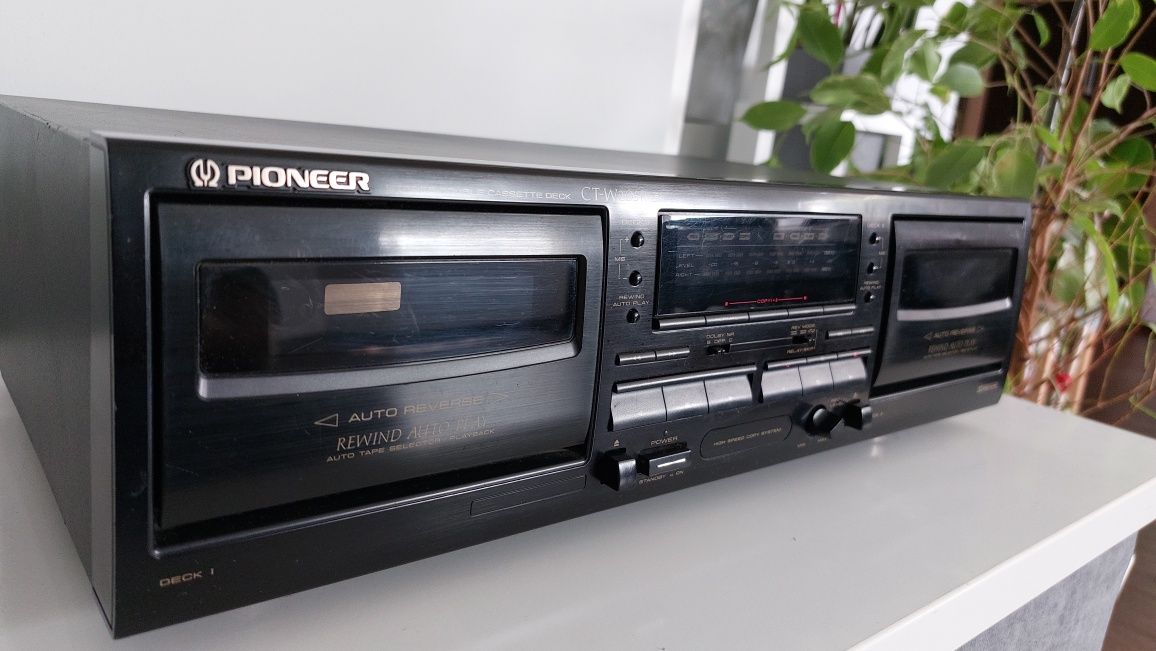 Magnetofon Pioneer CT-W 205R